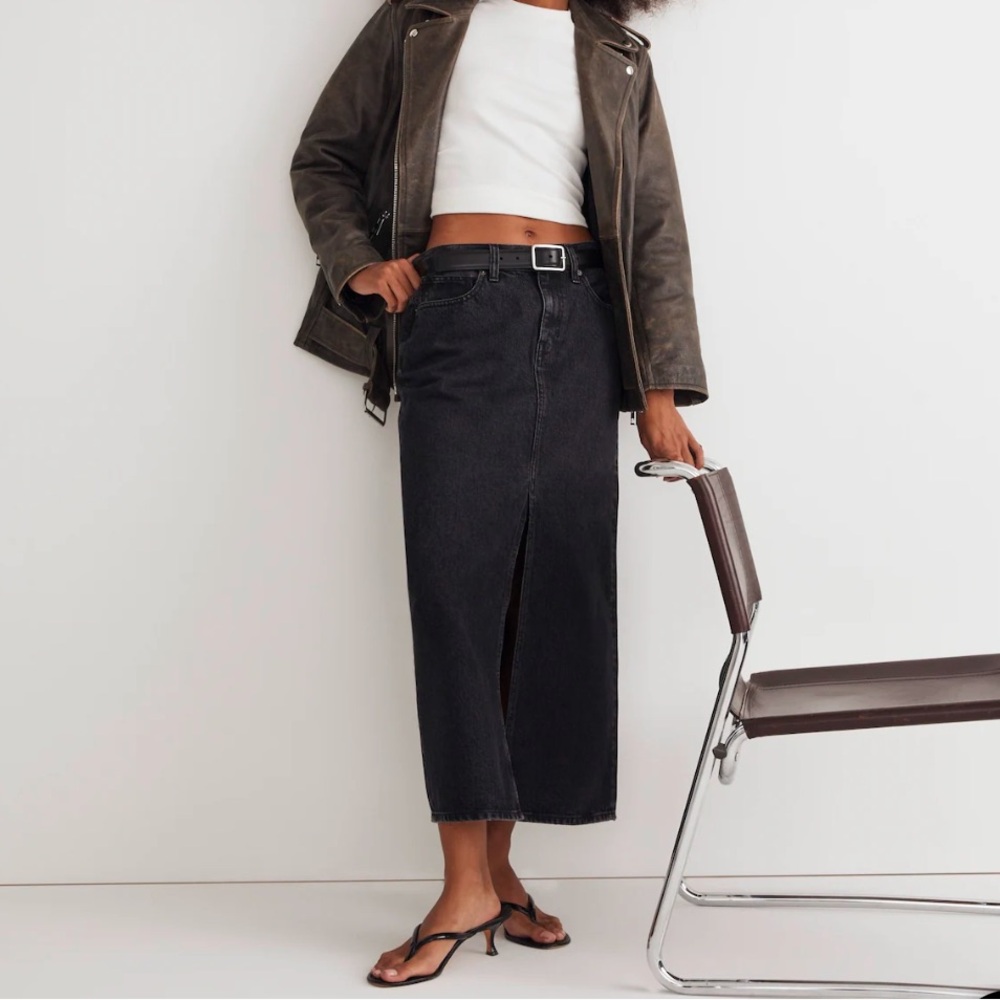 Madewell Denim Mid-Rise Maxi Skirt in Lunar Wash SIZE 24 w/front slit